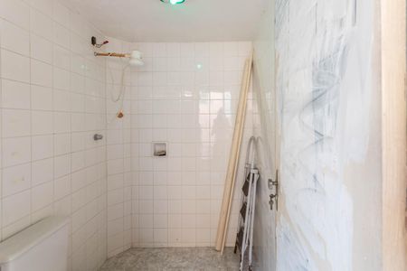 Casa à venda com 118m², 2 quartos e 1 vagaBanheiro Quintal