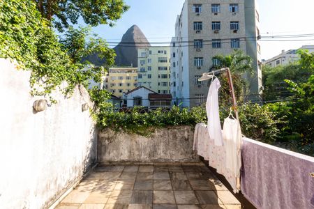 Quintal de casa à venda com 2 quartos, 118m² em Grajaú, Rio de Janeiro