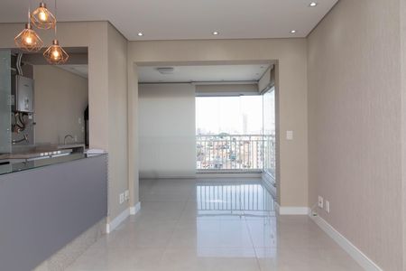 Apartamento à venda com 67m², 2 quartos e 1 vagaSala