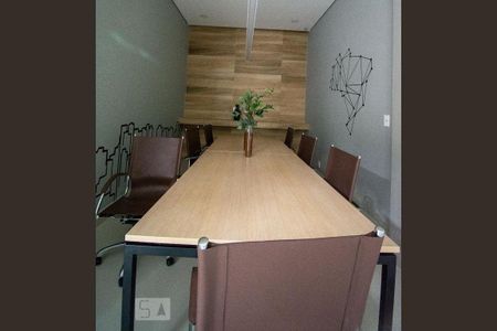 Apartamento à venda com 67m², 2 quartos e 1 vagaSala de Reunião