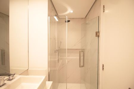 Apartamento para alugar com 72m², 2 quartos e 1 vaga