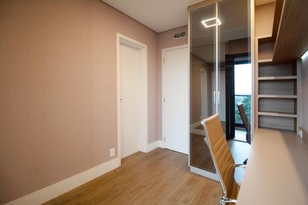 Apartamento para alugar com 72m², 2 quartos e 1 vaga