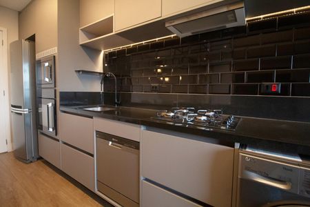 Apartamento para alugar com 72m², 2 quartos e 1 vaga