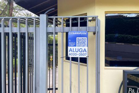 Casa de condomínio para alugar com 648m², 5 quartos e 6 vagas Casa de condomínio para alugar com 648m², 5 quartos e 6 vagasPlaca