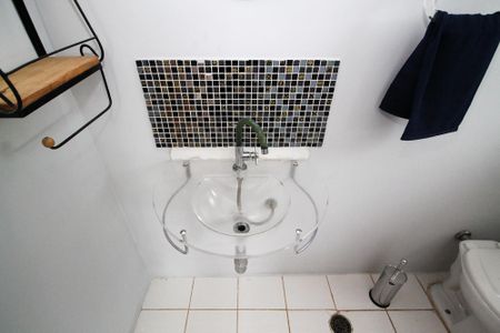 Casa de condomínio para alugar com 648m², 5 quartos e 6 vagas Casa de condomínio para alugar com 648m², 5 quartos e 6 vagasLavabo