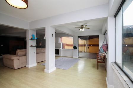 Casa de condomínio para alugar com 648m², 5 quartos e 6 vagas Casa de condomínio para alugar com 648m², 5 quartos e 6 vagasSala 4