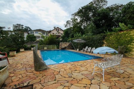 Casa de condomínio para alugar com 648m², 5 quartos e 6 vagas Casa de condomínio para alugar com 648m², 5 quartos e 6 vagasPiscina