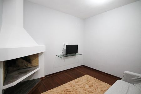 Casa de condomínio para alugar com 648m², 5 quartos e 6 vagas Casa de condomínio para alugar com 648m², 5 quartos e 6 vagasSala Suíte 1