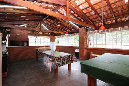 Casa de condomínio para alugar com 648m², 5 quartos e 6 vagas Casa de condomínio para alugar com 648m², 5 quartos e 6 vagasÁrea de Churrasqueira