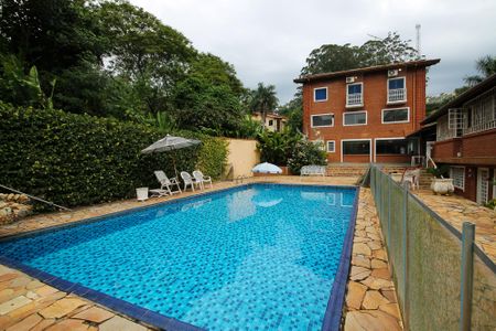 Casa de condomínio para alugar com 648m², 5 quartos e 6 vagas Casa de condomínio para alugar com 648m², 5 quartos e 6 vagasPiscina