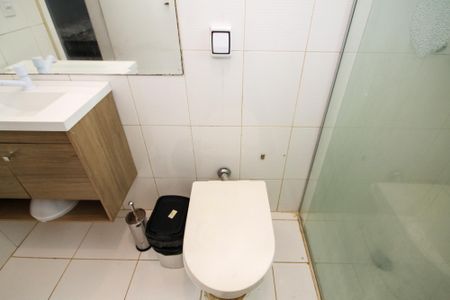 Casa de condomínio para alugar com 648m², 5 quartos e 6 vagas Casa de condomínio para alugar com 648m², 5 quartos e 6 vagasBanheiro Suíte 2