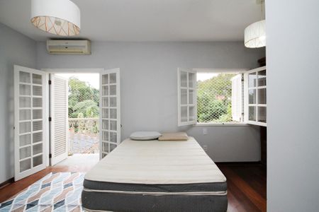 Casa de condomínio para alugar com 648m², 5 quartos e 6 vagas Casa de condomínio para alugar com 648m², 5 quartos e 6 vagasSuíte 1