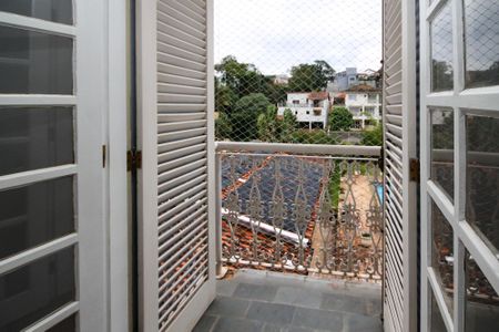 Casa de condomínio para alugar com 648m², 5 quartos e 6 vagas Casa de condomínio para alugar com 648m², 5 quartos e 6 vagasVaranda Suíte 2