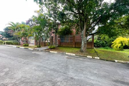 Casa de condomínio para alugar com 648m², 5 quartos e 6 vagas Casa de condomínio para alugar com 648m², 5 quartos e 6 vagasFachada Casa