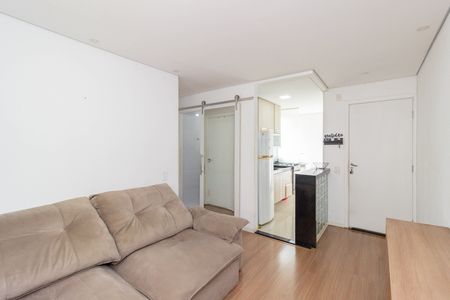 Sala de apartamento para alugar com 2 quartos, 40m² em Parque Panamericano, São Paulo