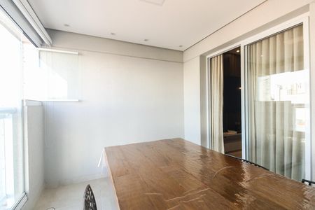 Varanda  de apartamento à venda com 3 quartos, 93m² em Vila Gomes Cardim, São Paulo