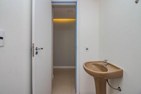 Apartamento para alugar com 78m², 2 quartos e sem vaga Apartamento para alugar com 78m², 2 quartos e sem vagaBanheiro