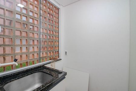Apartamento para alugar com 78m², 2 quartos e sem vaga Apartamento para alugar com 78m², 2 quartos e sem vagaCozinha e Área de Serviço