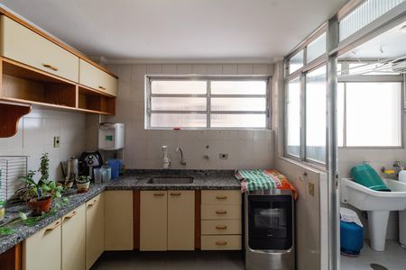 Apartamento à venda com 114m², 2 quartos e sem vaga Apartamento à venda com 114m², 2 quartos e sem vagaCozinha