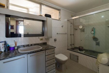Apartamento à venda com 114m², 2 quartos e sem vaga Apartamento à venda com 114m², 2 quartos e sem vagaBanheiro