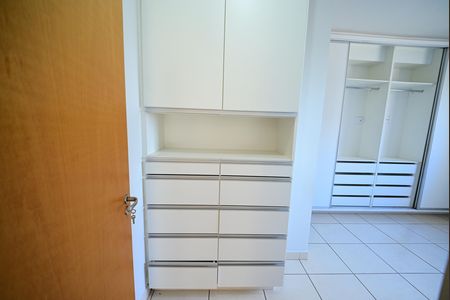 Apartamento para alugar com 2 quartos, 50m² em Parque Oeste Industrial, Goiânia