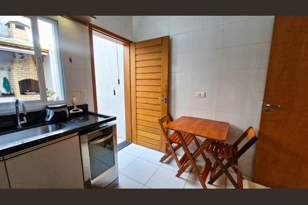 Casa para alugar com 100m², 3 quartos e 2 vagas