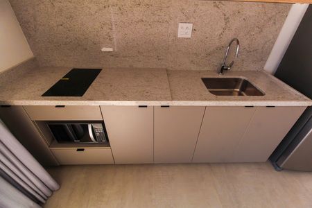Studio para alugar com 43m², 1 quarto e sem vaga Studio para alugar com 43m², 1 quarto e sem vagaCozinha
