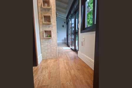 Casa para alugar com 90m², 1 quarto e 4 vagas Casa para alugar com 90m², 1 quarto e 4 vagasCorredor