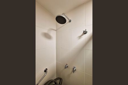Apartamento para alugar com 100m², 2 quartos e 1 vaga Apartamento para alugar com 100m², 2 quartos e 1 vagaBanheiro