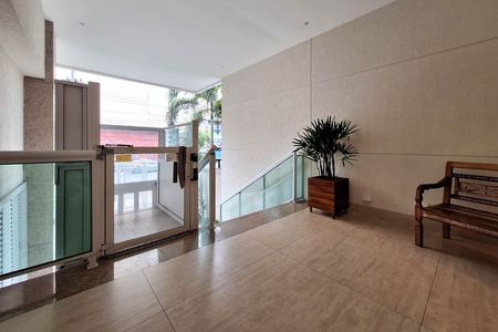 Apartamento para alugar com 100m², 2 quartos e 1 vaga Apartamento para alugar com 100m², 2 quartos e 1 vagaÁrea comum