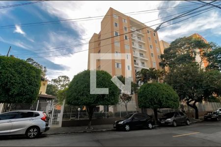 Apartamento para alugar com 74m², 2 quartos e 1 vaga Apartamento para alugar com 74m², 2 quartos e 1 vagaFachada
