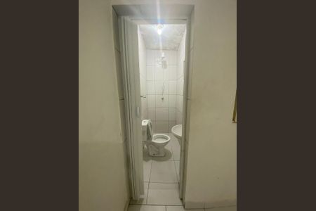 Banheiro de casa para alugar com 1 quarto, 30m² em Parque Novo Lar, São Paulo