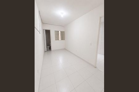 Casa para alugar com 30m², 1 quarto e sem vaga Casa para alugar com 30m², 1 quarto e sem vagaQuarto