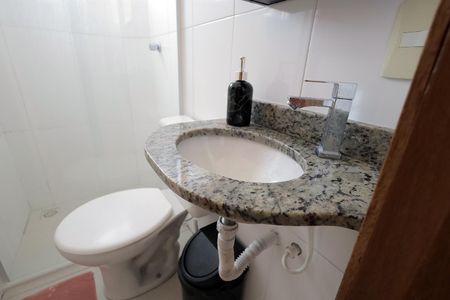 Apartamento para alugar com 50m², 2 quartos e 1 vaga Apartamento para alugar com 50m², 2 quartos e 1 vagaBanheiro
