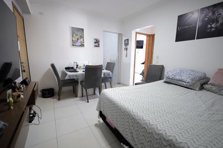 Sala de apartamento para alugar com 2 quartos, 50m² em Vila Eldizia, Santo André