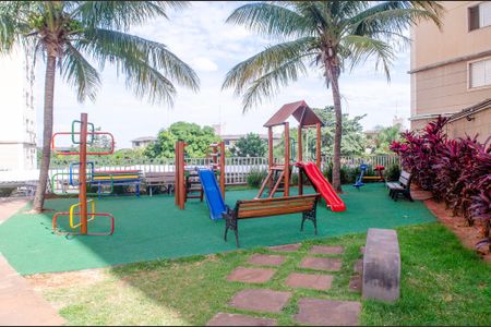 Apartamento à venda com 75m², 3 quartos e sem vagaÁrea comum - Playground