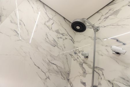 Apartamento à venda com 55m², 2 quartos e 1 vaga Apartamento à venda com 55m², 2 quartos e 1 vagaBanheiro Suíte