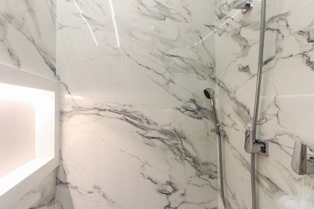 Apartamento à venda com 55m², 2 quartos e 1 vaga Apartamento à venda com 55m², 2 quartos e 1 vagaBanheiro Suíte