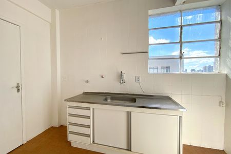 Cozinha de apartamento à venda com 3 quartos, 74m² em Cidade Nova, Belo Horizonte