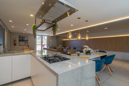Apartamento à venda com 38m², 1 quarto e 1 vaga Apartamento à venda com 38m², 1 quarto e 1 vagaÁrea comum - Salão de festas