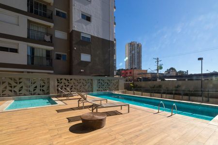 Apartamento à venda com 38m², 1 quarto e 1 vaga Apartamento à venda com 38m², 1 quarto e 1 vagaÁrea comum - Piscina