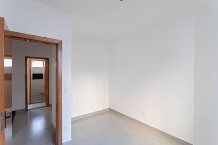 Casa à venda com 100m², 3 quartos e 2 vagas Casa à venda com 100m², 3 quartos e 2 vagasQuarto 1