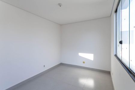 Sala de casa à venda com 3 quartos, 100m² em Manacás, Belo Horizonte