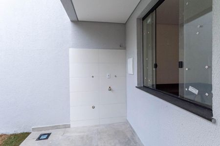 Casa à venda com 100m², 3 quartos e 2 vagas Casa à venda com 100m², 3 quartos e 2 vagasÁrea de serviço