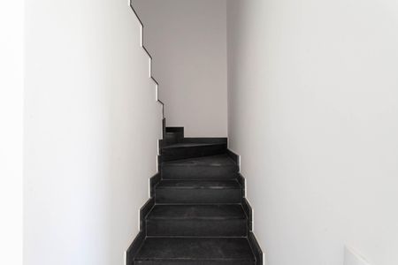 Escada de casa à venda com 3 quartos, 100m² em Manacás, Belo Horizonte