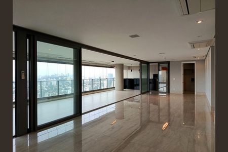 Apartamento à venda com 275m², 3 quartos e 4 vagas Apartamento à venda com 275m², 3 quartos e 4 vagasSala