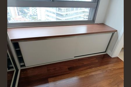 Apartamento à venda com 275m², 3 quartos e 4 vagas Apartamento à venda com 275m², 3 quartos e 4 vagasCloset da suíte 3