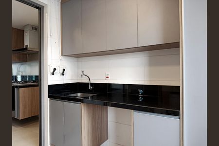 Apartamento à venda com 275m², 3 quartos e 4 vagas Apartamento à venda com 275m², 3 quartos e 4 vagasÁrea de Serviço