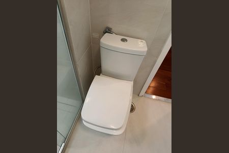 Apartamento à venda com 275m², 3 quartos e 4 vagas Apartamento à venda com 275m², 3 quartos e 4 vagasBanheiro da Suíte 3