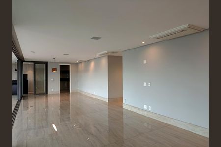 Apartamento à venda com 275m², 3 quartos e 4 vagas Apartamento à venda com 275m², 3 quartos e 4 vagasSala
